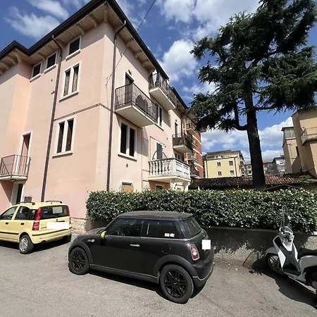 La Casa Di Silvia Διαμέρισμα Βερόνα
